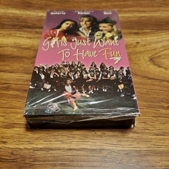 Girls Just Wanna Have Fun - Picture 3 of 3